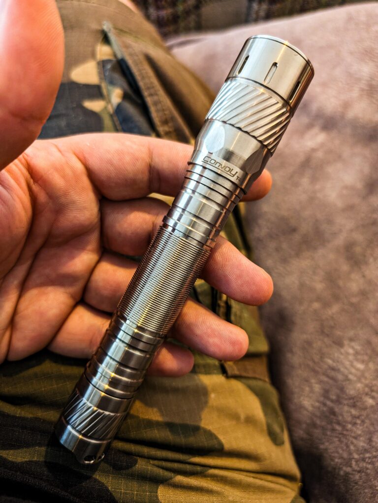 Convoy T4 Review: The Ultimate 2xAA Flashlight Experience