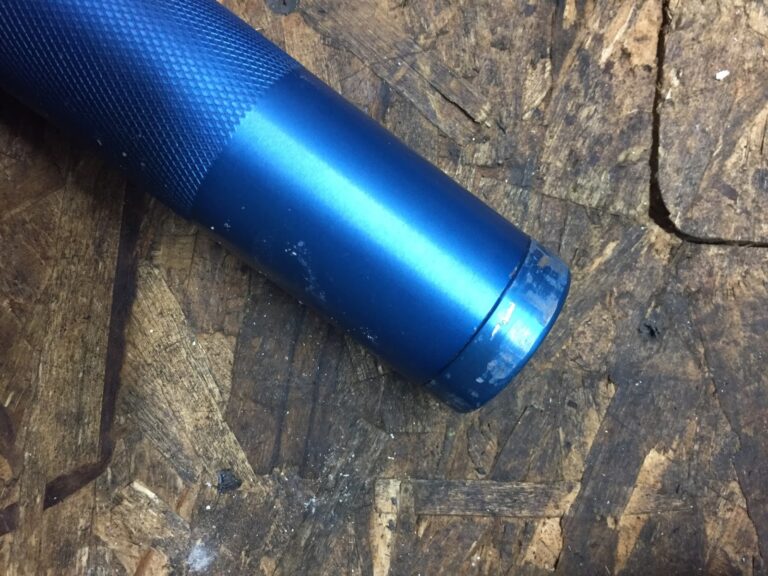 Mini Maglite Battery Cap Stuck: Effective Solutions and Tips